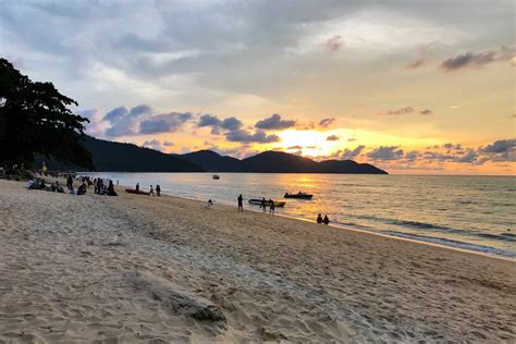 Batu Ferringhi Beach Penang: What to Expect from Your Visit