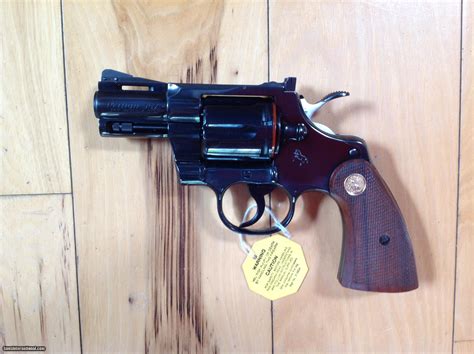 COLT PYTHON 357 MAGNUM, 2 1/2" BLUE, MFG. 1979, LIKE NEW IN BOX