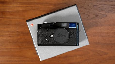 Leica MP Unboxing And First Impressions - I'm Going Back To Film ...