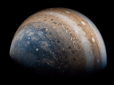 NASA's Juno probe beams back stunning new photos of Jupiter - Business ...