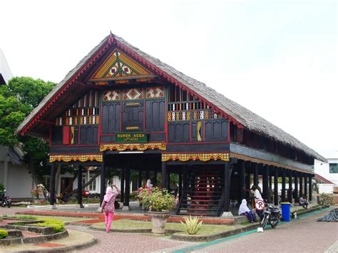 Rumoh Aceh (Traditional Malay Houses in Aceh Province) ~ INDONESIAN CULTURE