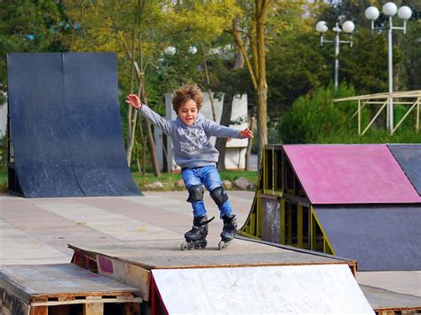 3 Roller Skating Tricks to Learn this Summer