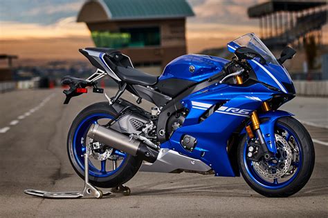 More Photos of the 2017 Yamaha YZF-R6