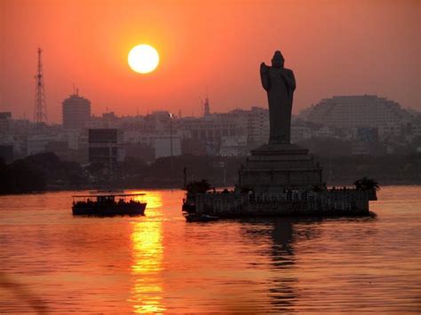 Hussain Sagar & Necklace Road, Hyderabad - Timings, Boating, Best Time to Visit