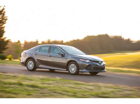 2019 Toyota Camry Hybrid: 54 Exterior Photos | U.S. News