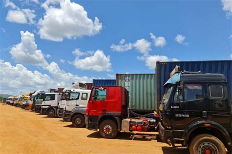 Nimule border officials seize 120 tons of 'harmful' Ugandan maize - Eye Radio