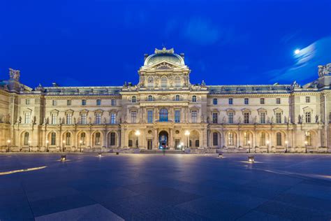 Louvre Museum At Night