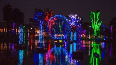 Phoenix Zoo lights up the holiday season with ZooLights - Arizona's Family