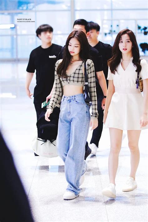 10+ Times BLACKPINK's Jennie Rocked A Plaid Outfit And Looked Hot AF - Koreaboo