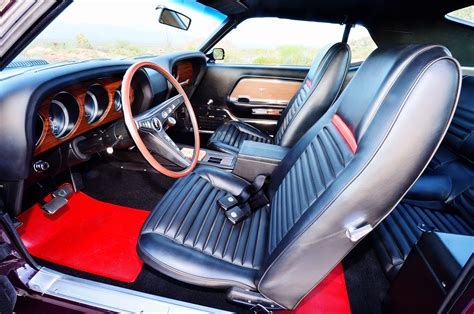 Ford Mustang Mach 1 Interior