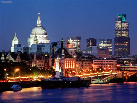 London Skyline at Night Wallpapers - Top Free London Skyline at Night Backgrounds - WallpaperAccess