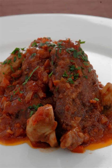 Braised Ox Cheek with Mushroom Ragout ~ Easy crafty cooking recipes