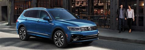 2020 Volkswagen Tiguan is available in six different color options