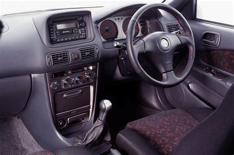 Discover 92+ about toyota corolla 2000 interior super cool - in.daotaonec