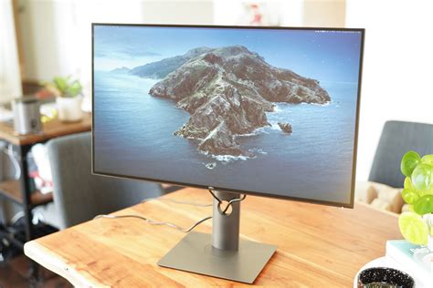 Dell's U3219Q 32-inch 4K monitor provides a perfect home office upgrade