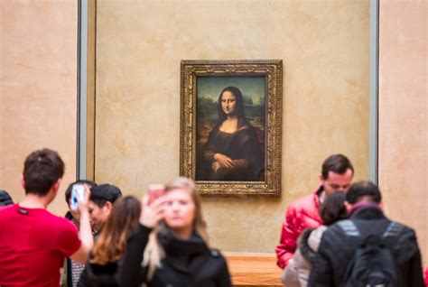 The Magical Gaze of 'Mona Lisa' Is a Myth | Live Science