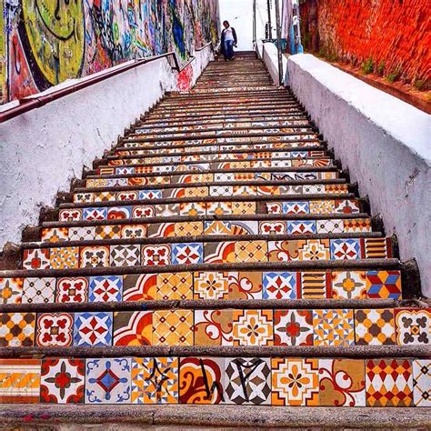 Valparaiso, Chile: The City Of Incredible Street Art