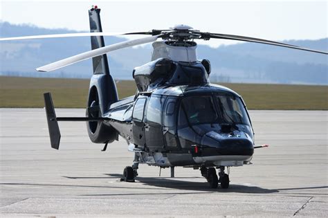 'Blue Thunder' Dauphin helicopters used by SAS - Scunthorpe Telegraph | Blue thunder, Helicopter ...