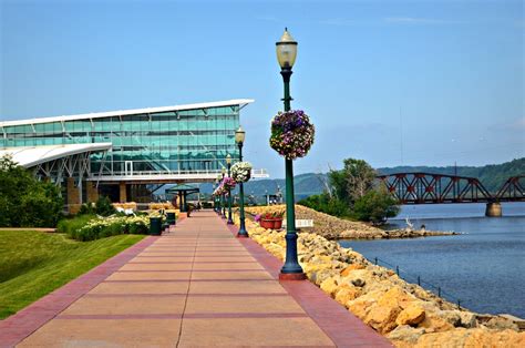 12 Best Things to Do in Dubuque, Iowa – Touropia Travel