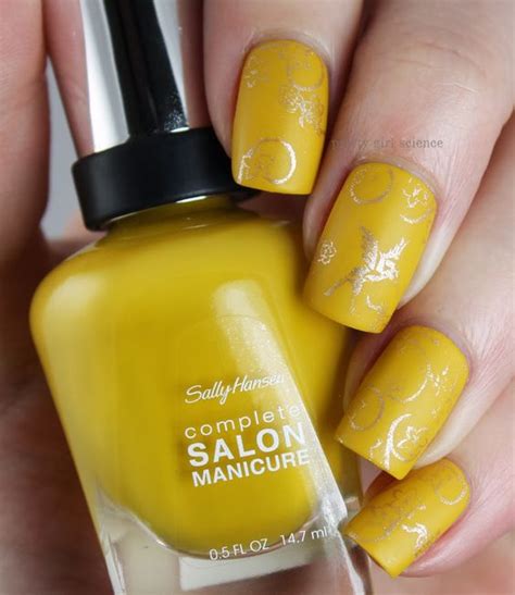 21 Pretty Ways to Have Mustard Nails - Pretty Designs