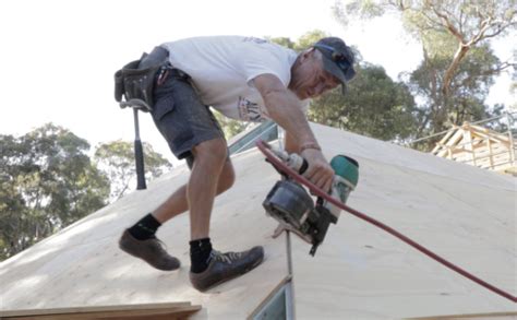 How to Install Plywood Roof Sheathing for the Perfect Roof Shingle Installation - Roof Shingles ...