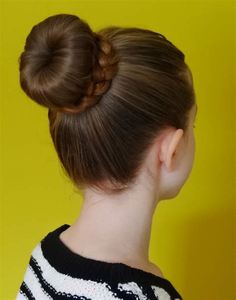 Donut Bun Hairstyle for Little Girls - Crayon