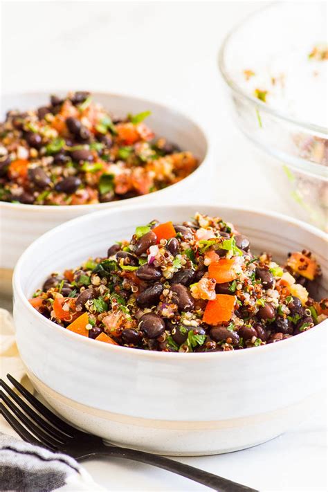 Easy Quinoa and Black Bean Salad - iFoodReal.com