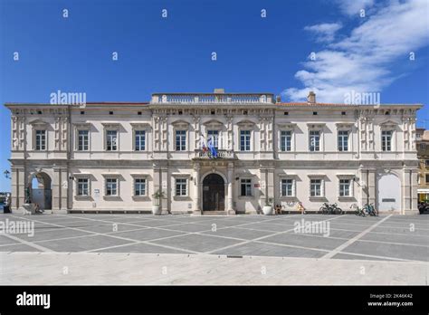 Piran: Tartini Central Square, Slovenia Stock Photo - Alamy