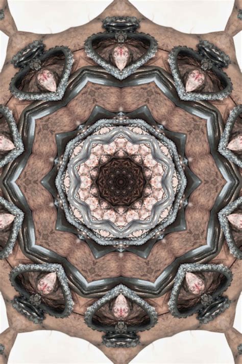 Free Photoshop Tip: Create a Kaleidoscope Art in Coffee Break