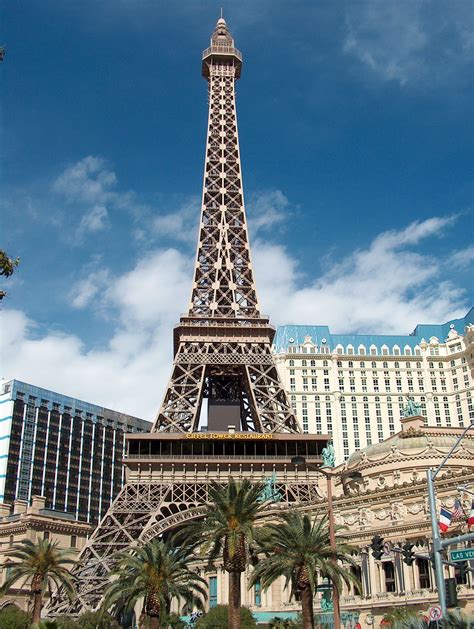 Eiffel Tower at Paris Hotel in Las Vegas | Pics4Learning