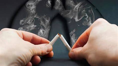 Do You Smoke Too Often? Here Are 5 Signs That Indicate It's Time To Quit | OnlyMyHealth