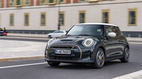 2023 Mini Cooper SE Resolute Edition Goes Green With Bronze Trim