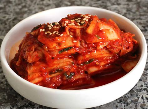 Traditional napa cabbage kimchi recipe - Maangchi.com