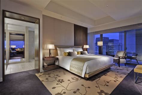 Palace Hotel Tokyo Review: Best Luxury Hotel Near The Imperial Palace