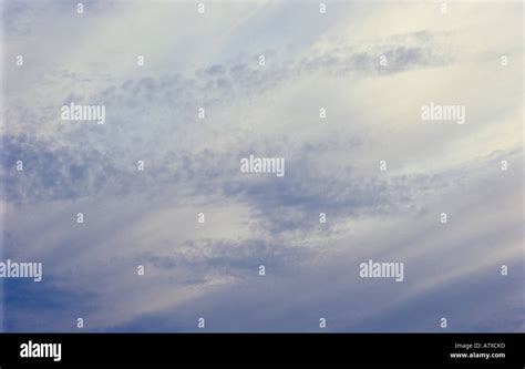 Altostratus cloud hi-res stock photography and images - Alamy