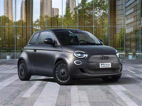 New Fiat 500 and 500C electric car prices announced: specs and release date | carwow