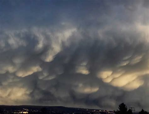 Mammatus Clouds - What Are They And How Are They Formed?