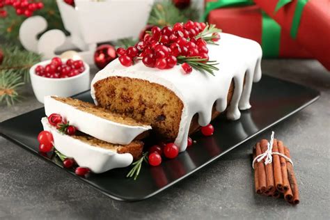 4 Best Mary Berry Christmas Cake Recipes To Try Today - Women Chefs