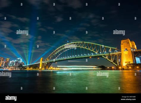 Sydney Harbour Bridge at night Stock Photo - Alamy