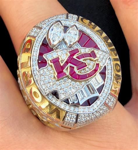 PHOTO Close Up Of Kansas City Chiefs Super Bowl Ring 2020