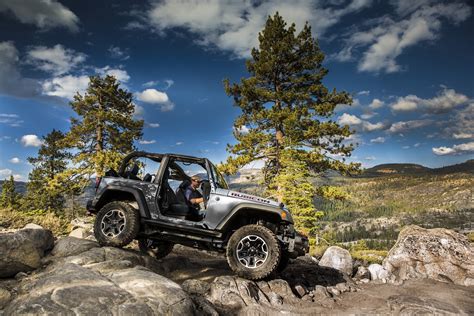 2015 Jeep Wrangler Rubicon: Off-Road, It’s Great, But In Traffic? Meh | Gaywheels