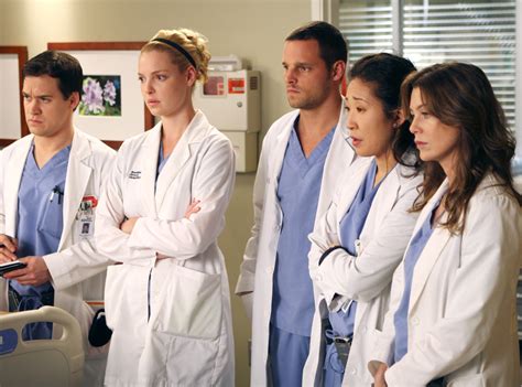 Photos from TV's Most Comforting Hospital Shows - E! Online