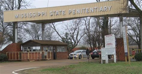 Mississippi prison: Gangs allegedly run state penitentiary in Parchman, where three inmates were ...