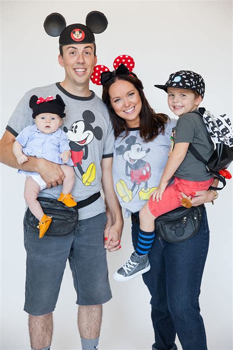 Family Costumes | PartiesCostume.com