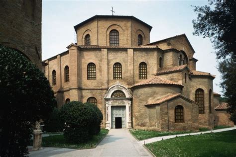 About Byzantine Architecture and the Rise of Christianity