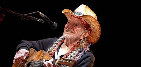 Willie Nelson 2024 Concerts - Tim Lezlie