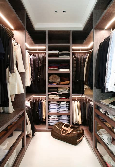 100 Stylish And Exciting Walk-In Closet Design Ideas - DigsDigs