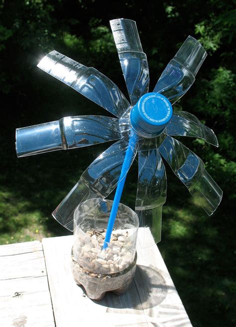 Water Bottle Flowers: Summer Camp Crafts and Lessons for Kids: KinderArt