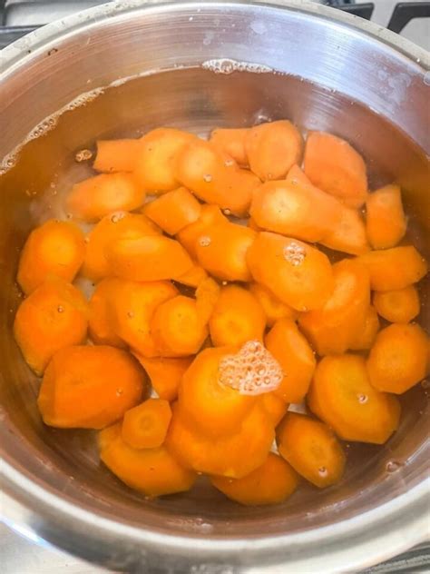 How to Boil Carrots: A Simple and Delicious Recipe - The Bella Vita