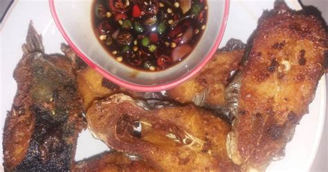 Resep Ikan patin goreng bumbu kuning oleh hanik kusuma - Cookpad